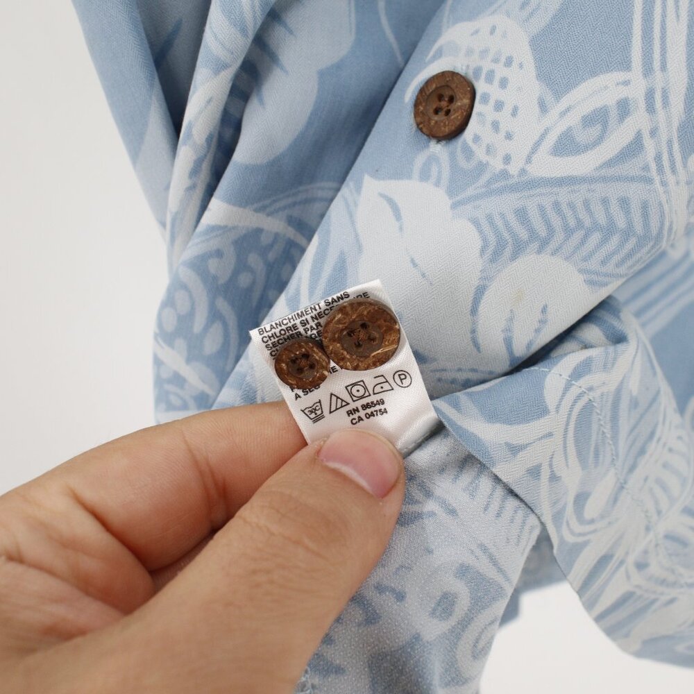 Tommy Bahama Hawaiian Shirt Mens 2XL Silk fish shrimp seafood print loop collar - Picture 9 of 16